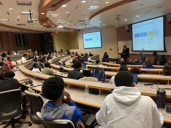 VSU students attend a STEM event in the Engineering Technology Building on November 8th. Contributed photo from Nicolas Pollard. 