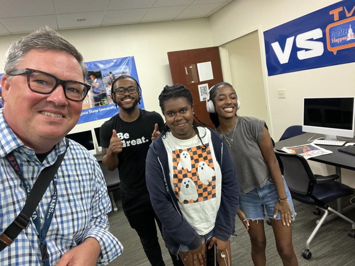 The 2025-2026 Virginia Statesman newspaper staff after a Monday staff meeting.